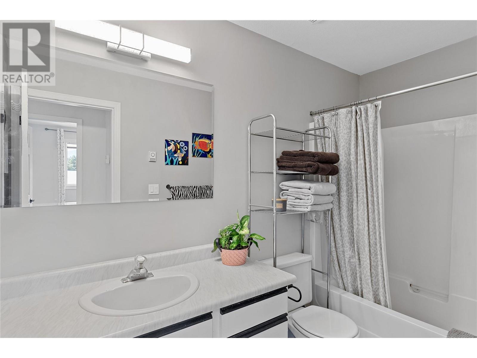 4202 Alexis Park Drive Unit# 229, Vernon, BC V1T5L4