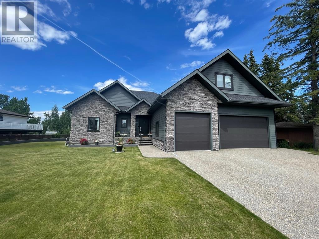 Property at 4714 Sakwatamau Drive image 1