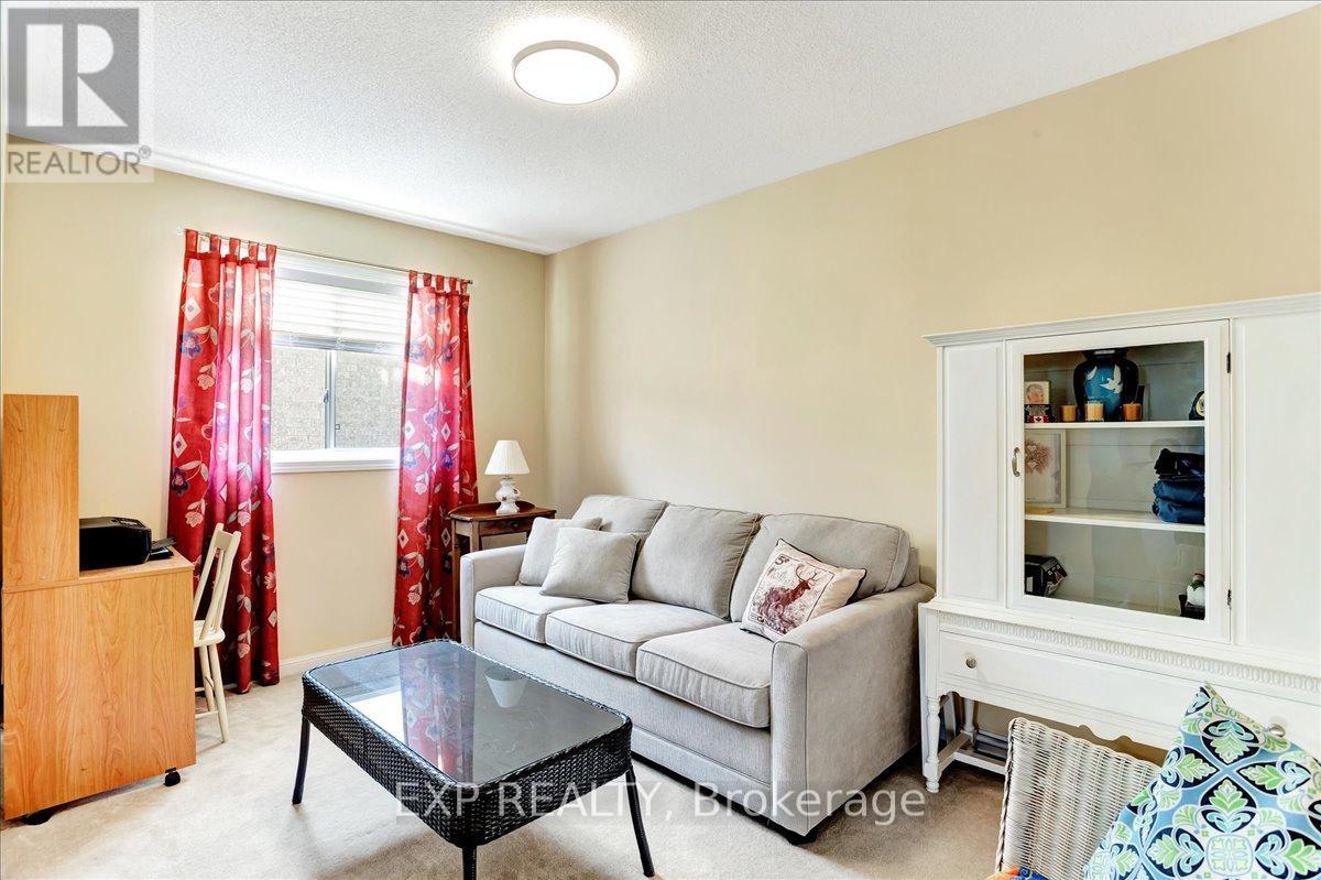 13 Masters Lane, Wasaga Beach, Ontario  L9Z 1S9 - Photo 14 - S11971683