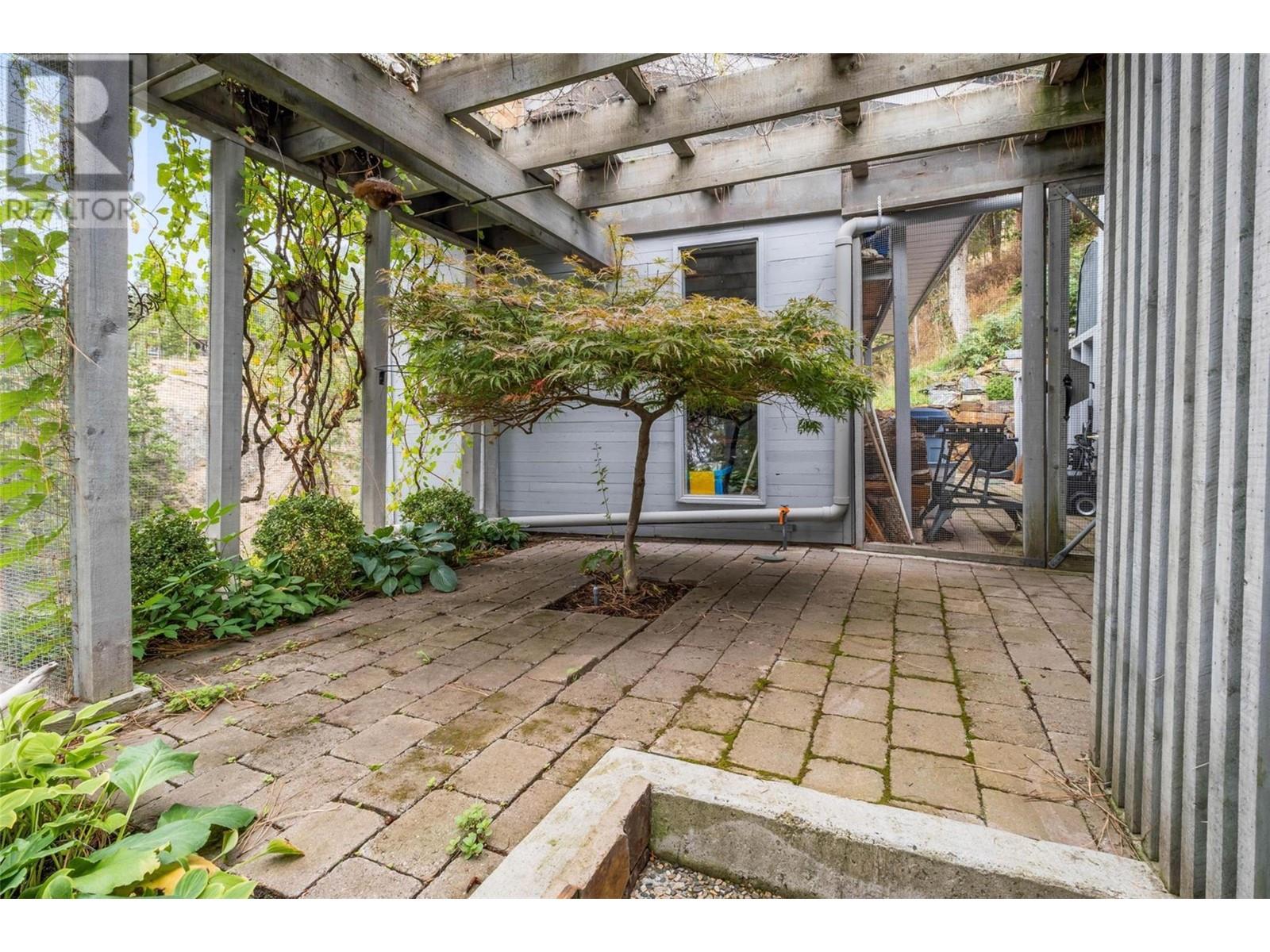 2765 Arthur Road, Kelowna, British Columbia  V1V 2B7 - Photo 46 - 10337691