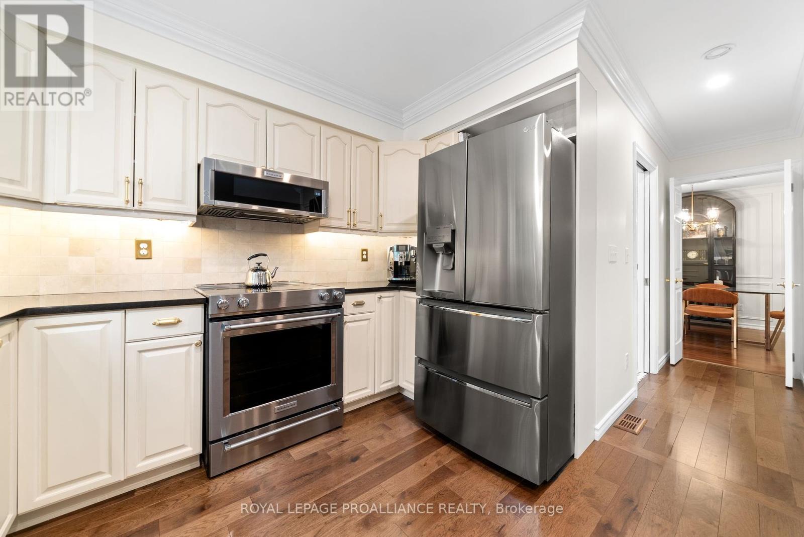 10 Georgian Court, Belleville, Ontario  K8N 5R3 - Photo 19 - X12167088