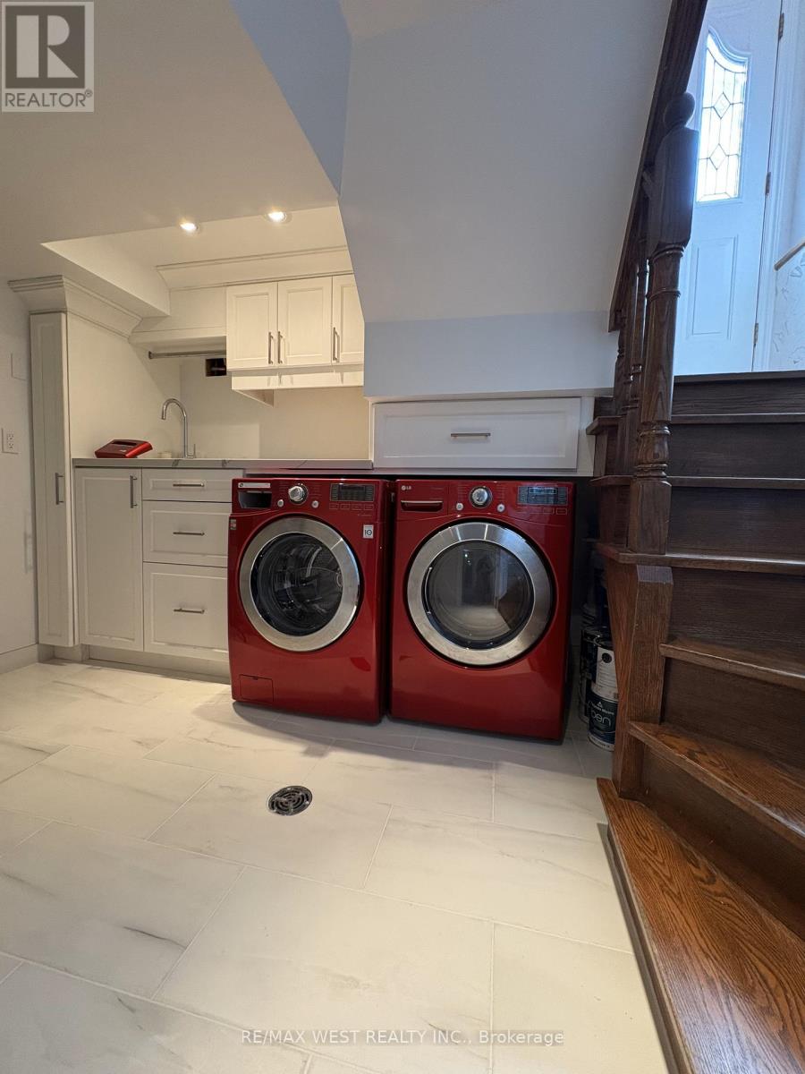34 Rusholme Drive, Toronto (Little Portugal), Ontario  M6J 3J9 - Photo 47 - C12147821