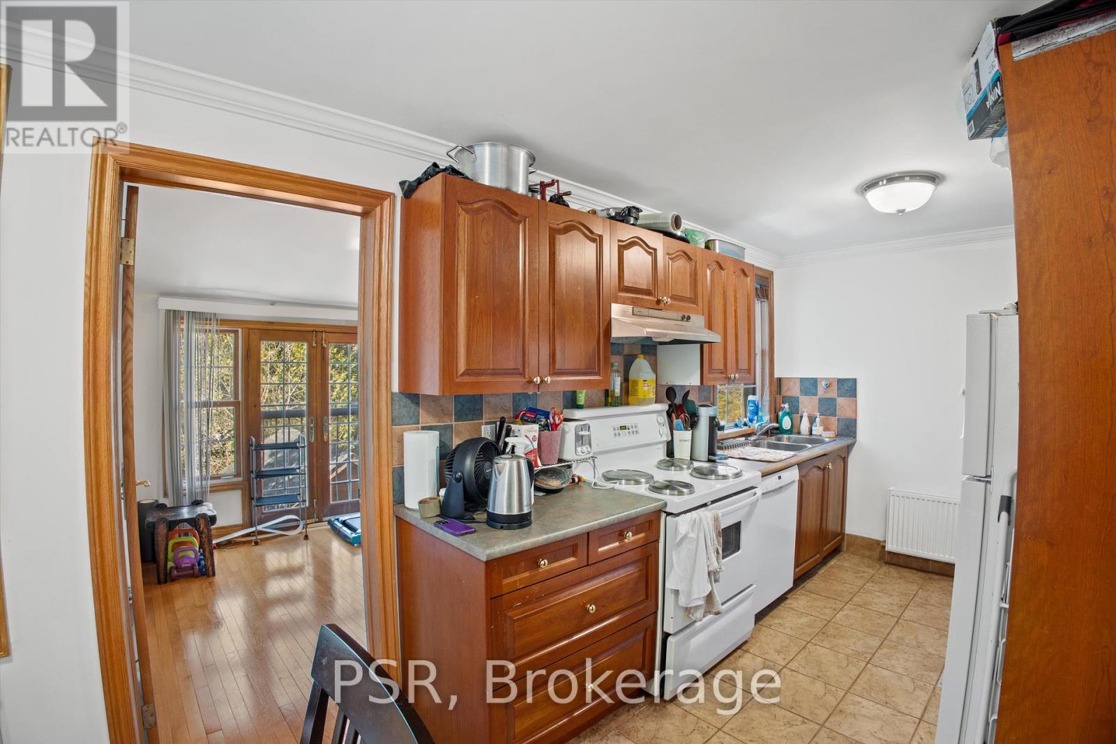 98 Roselawn Avenue, Toronto, Ontario  M4R 1E6 - Photo 23 - C12162619
