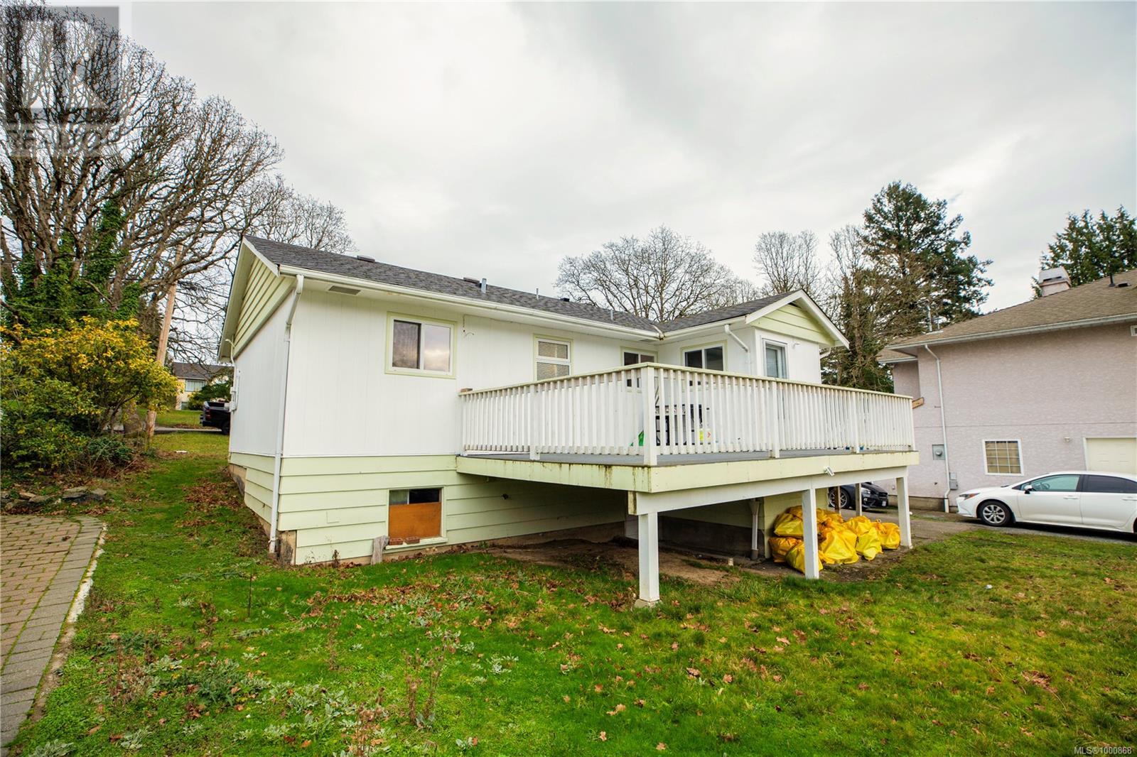 4068 Grange Rd, Saanich, British Columbia  V8Z 4V5 - Photo 21 - 1000868