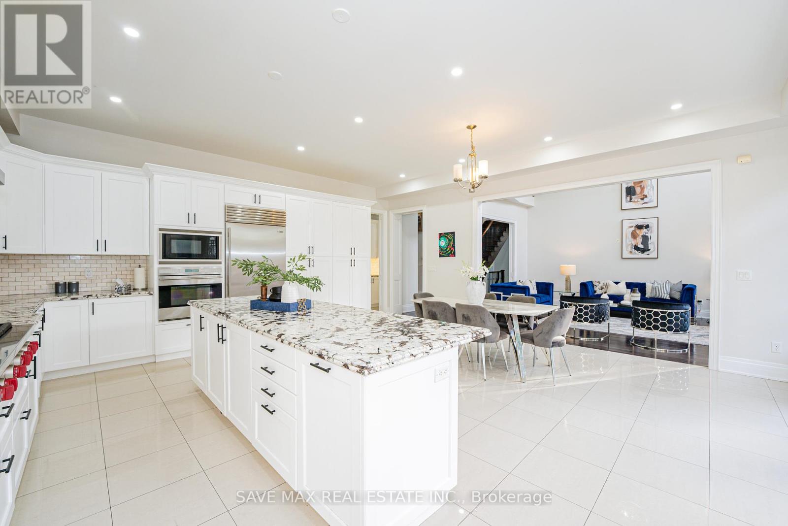 95 Sarracini Crescent, Vaughan, Ontario  L4L 3S9 - Photo 16 - N12165769