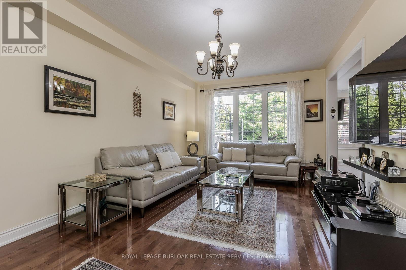 373 Burloak Drive, Oakville, Ontario  L6L 6W8 - Photo 17 - W12166999