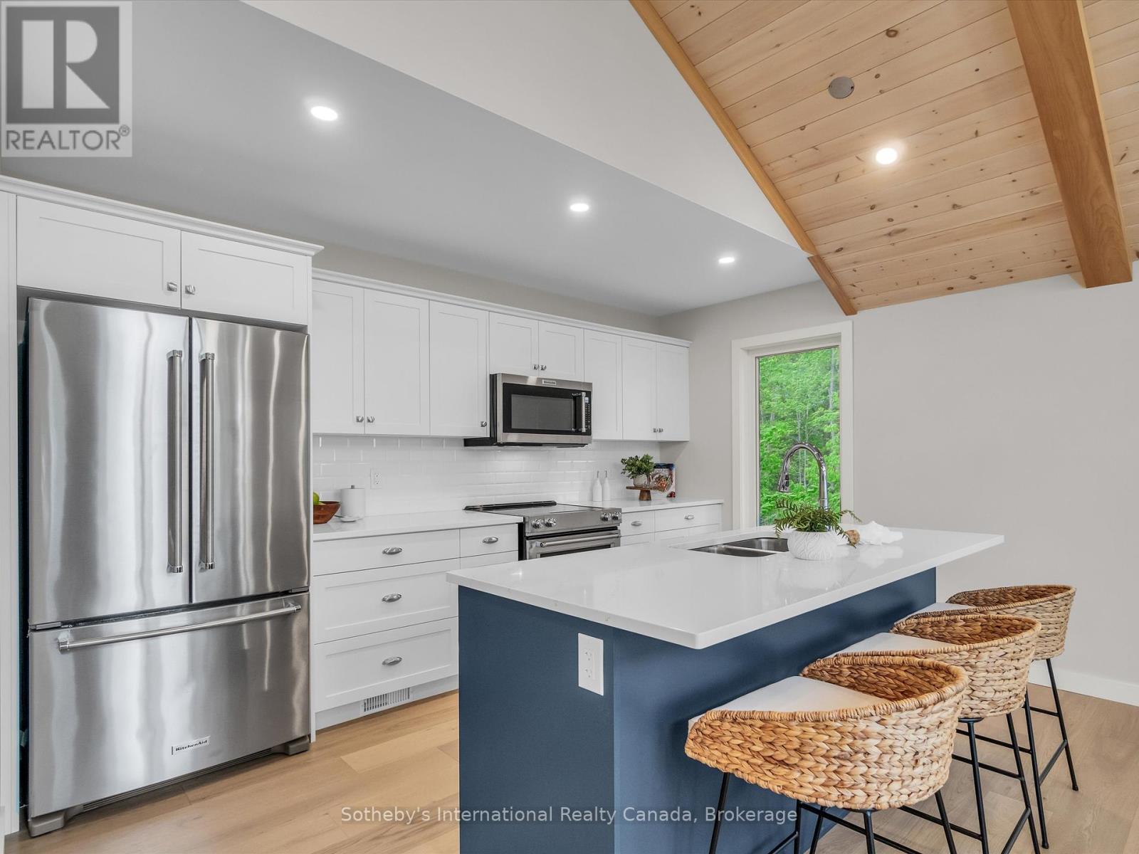 #2 - 3179 Muskoka Road 117, Lake Of Bays, Ontario  P0B 1A0 - Photo 24 - X12163933