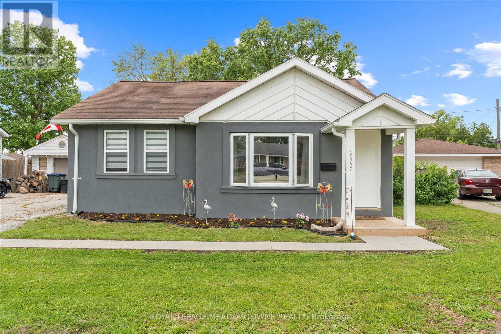 3357 BLISS ROAD, Windsor, Ontario
