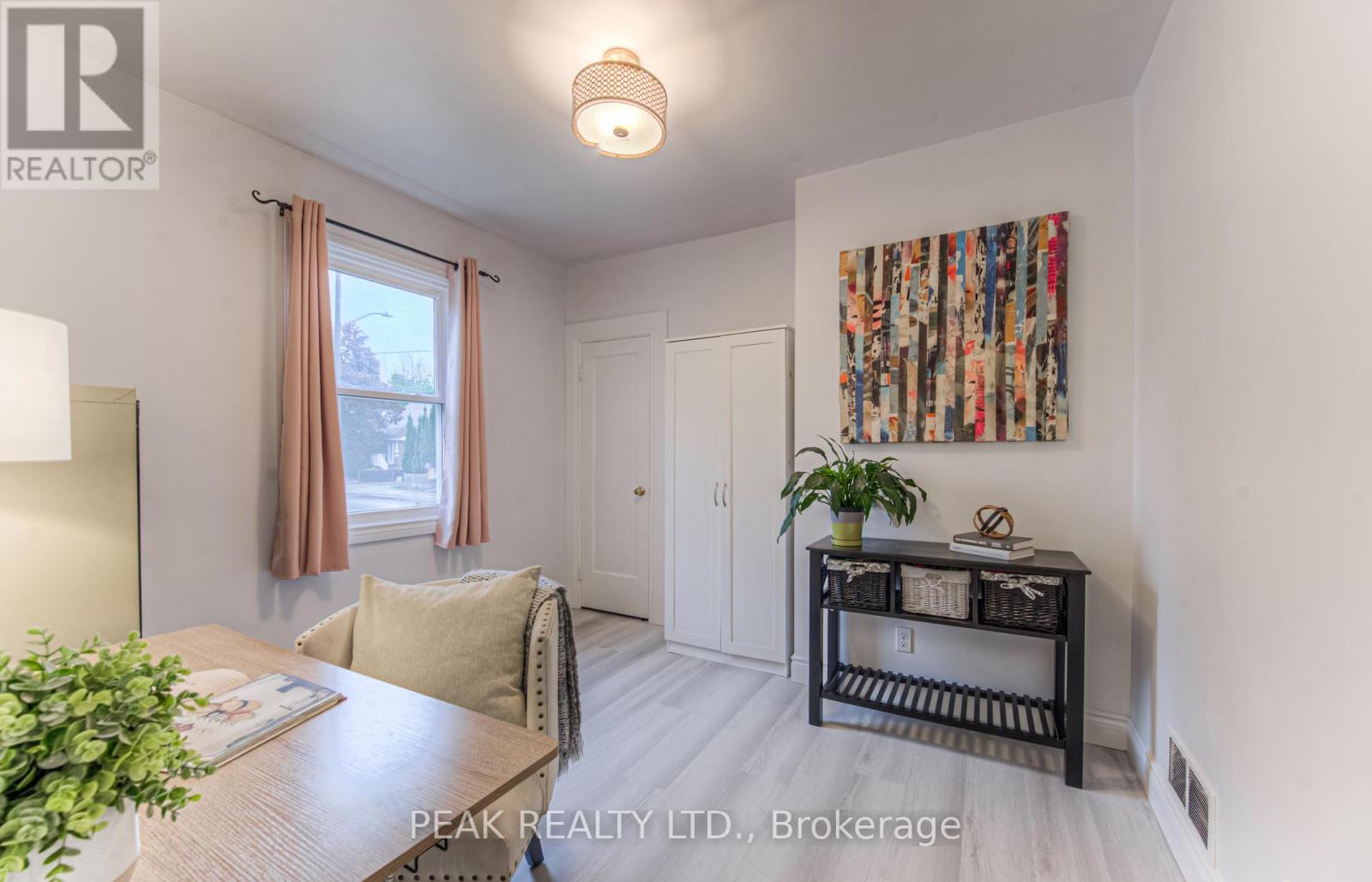 19 Ellis Avenue, Kitchener, Ontario  N2H 4G4 - Photo 28 - X12167035