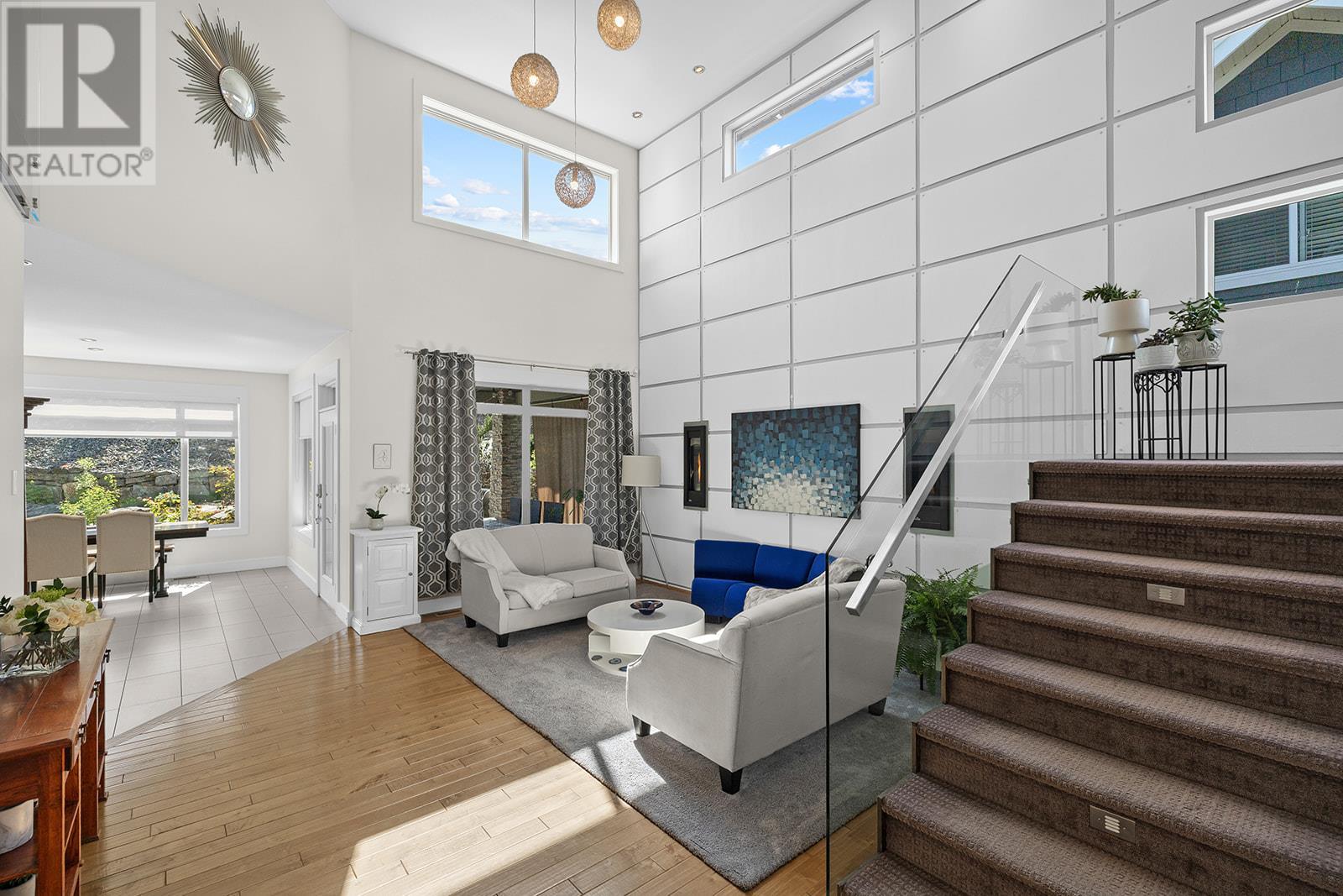389 Rindle Court, Kelowna, British Columbia  V1W 5G5 - Photo 4 - 10349022