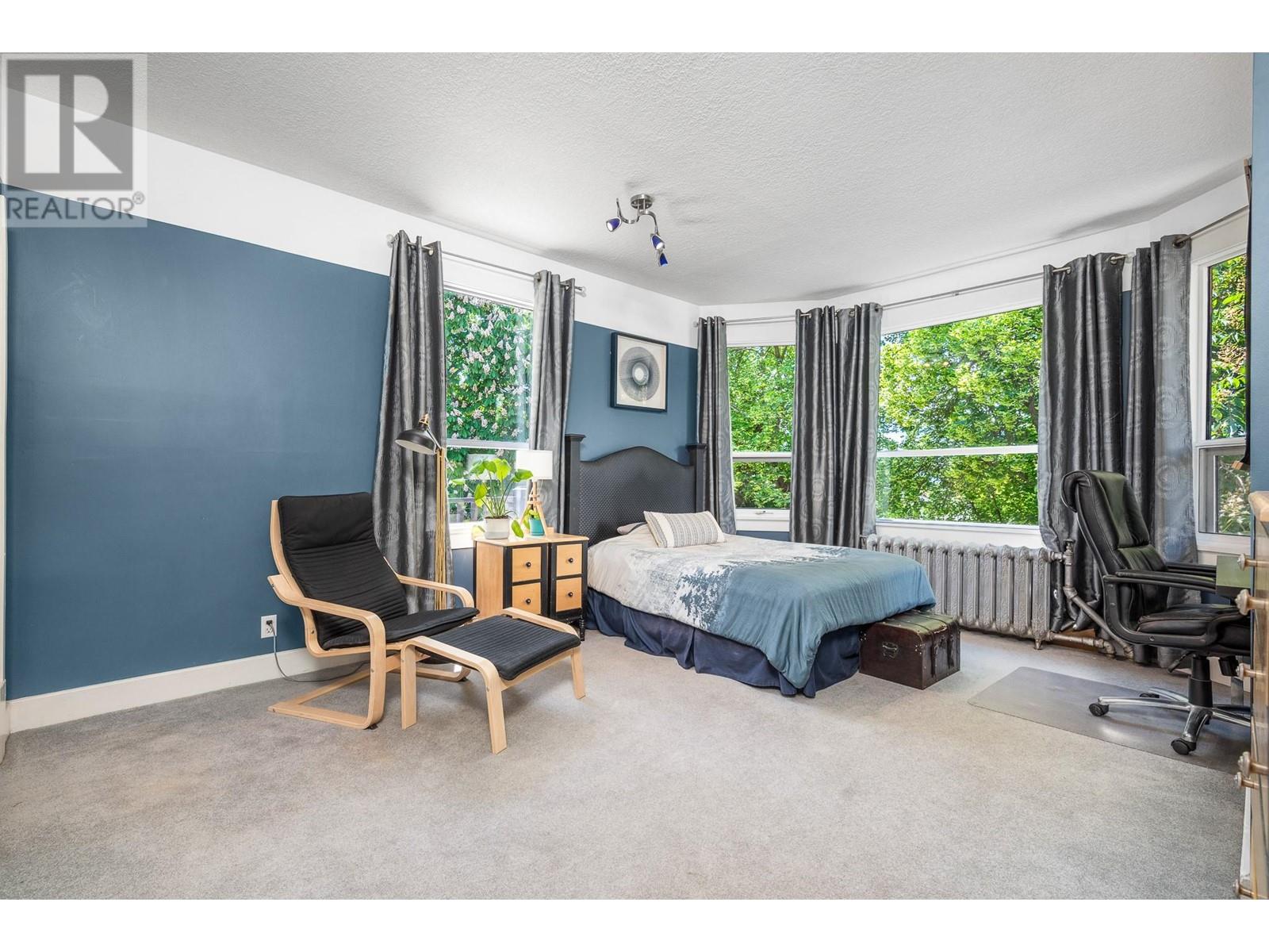 Property at 1805 32 Avenue image 1