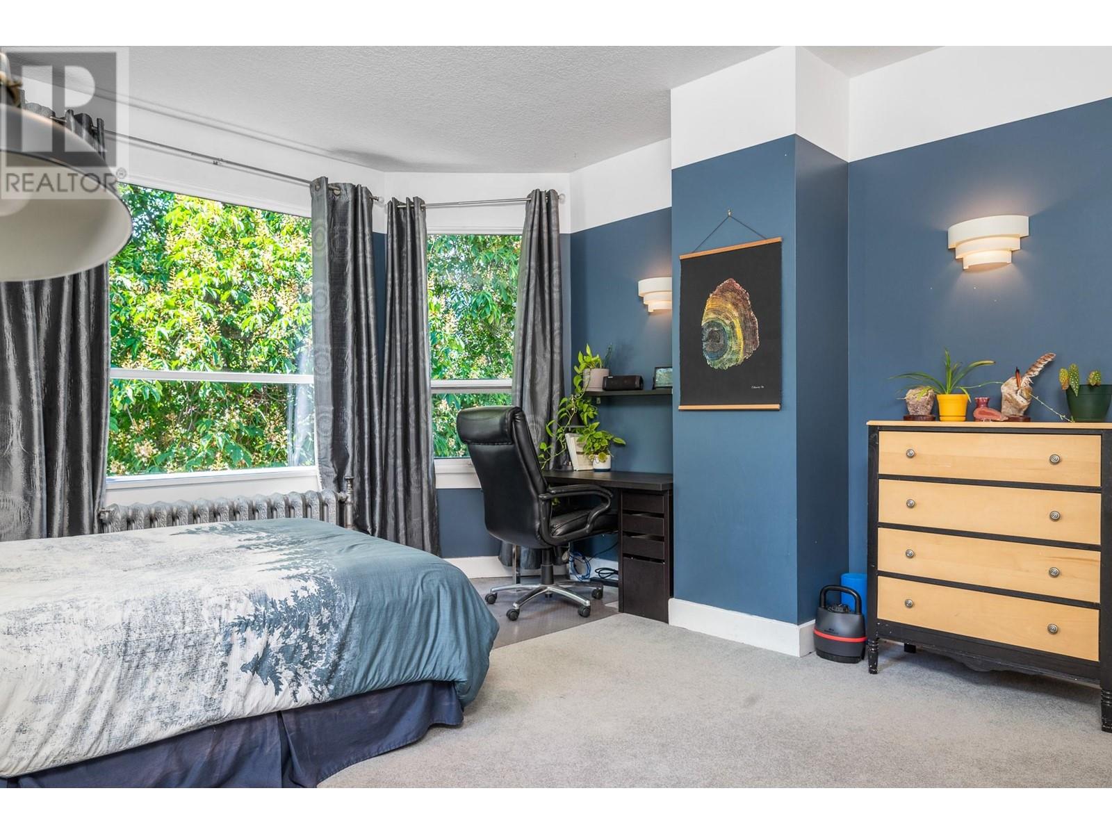 Property at 1805 32 Avenue image 2