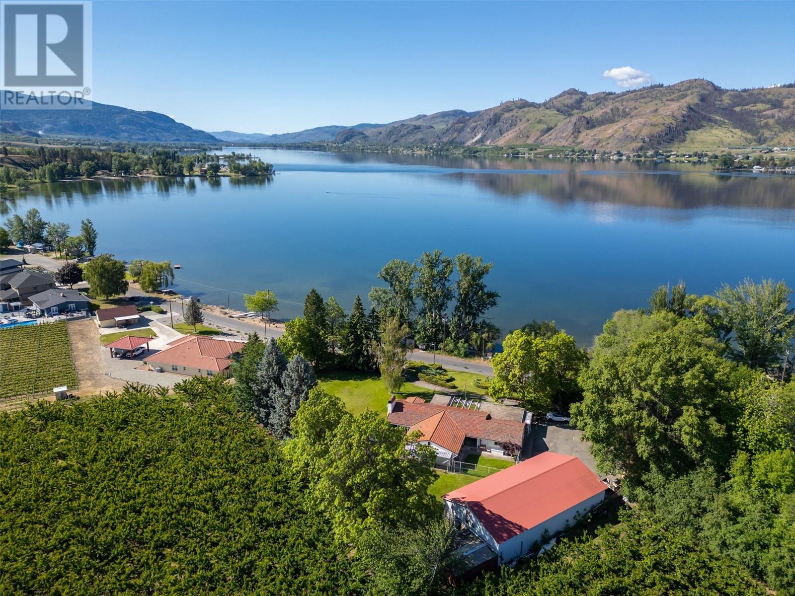 1209 LAKESHORE Drive, Osoyoos, BC V0H1V6