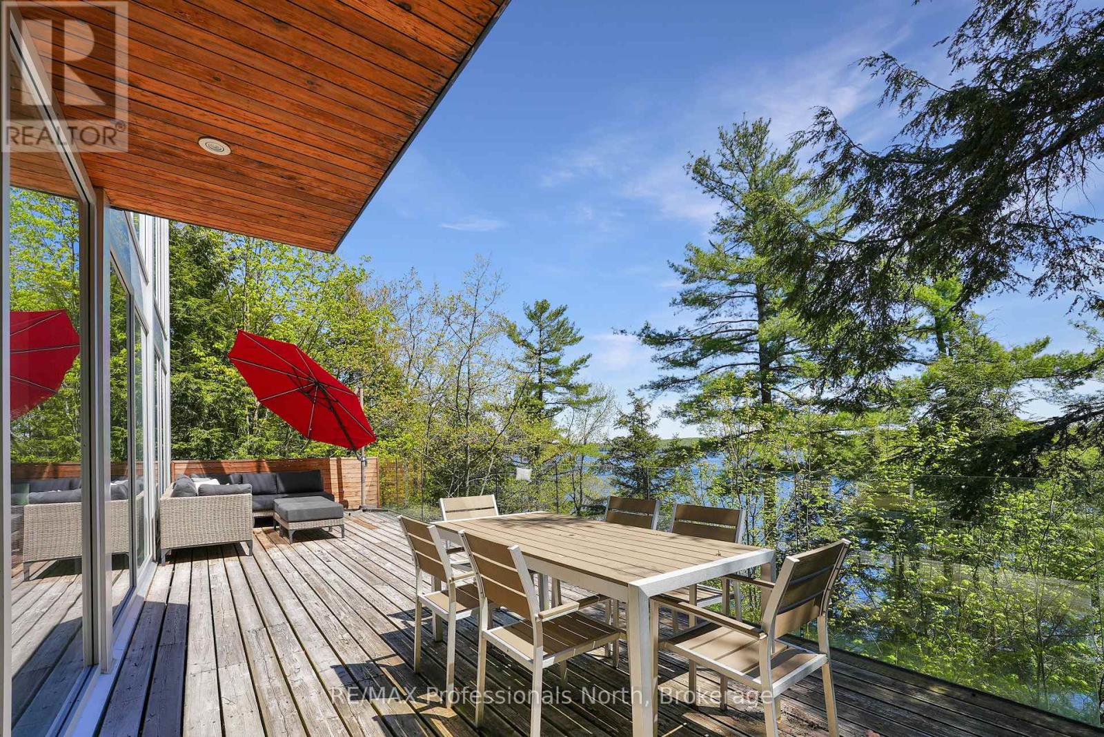 1004 Lipton Drive, Dysart Et Al, Ontario  K0M 1S0 - Photo 38 - X12167089