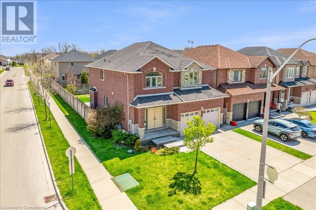 144 LORENZO Drive, Hamilton, Ontario