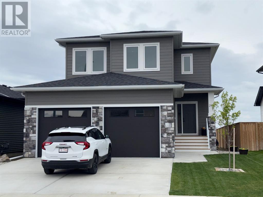 293 Rivergrove Chase W, Lethbridge, Alberta  T1K 8H8 - Photo 1 - A2222831