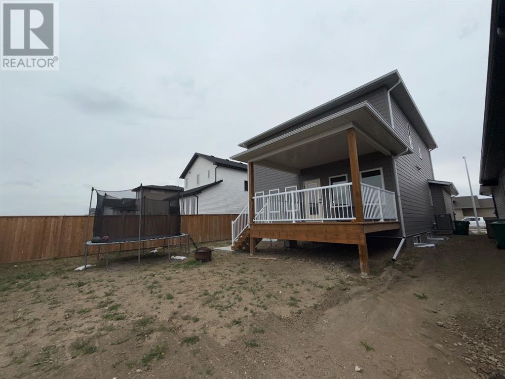 293 Rivergrove Chase W, Lethbridge, Alberta  T1K 8H8 - Photo 3 - A2222831