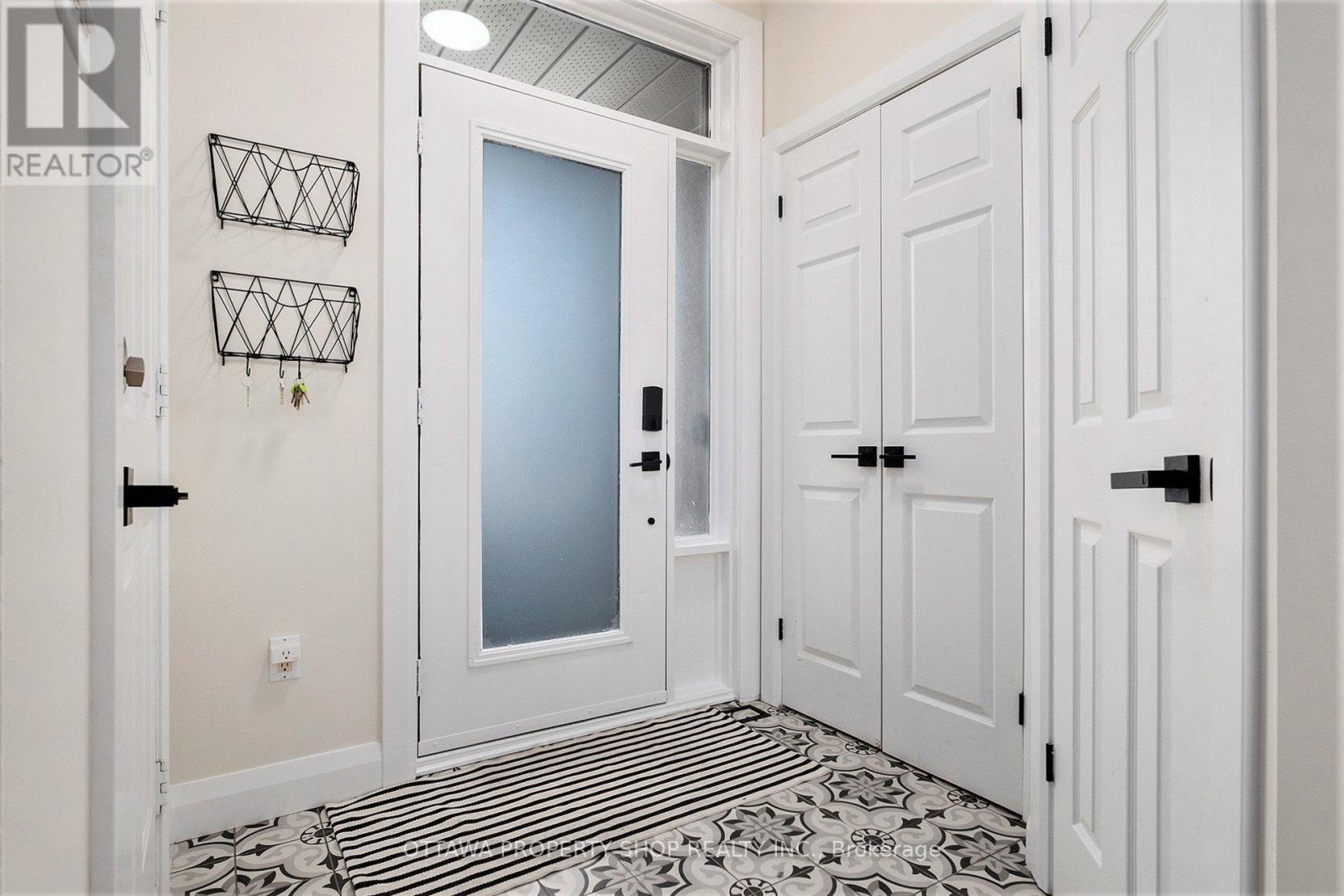 Property at 7 KIMBERWICK CRESCENT image 3