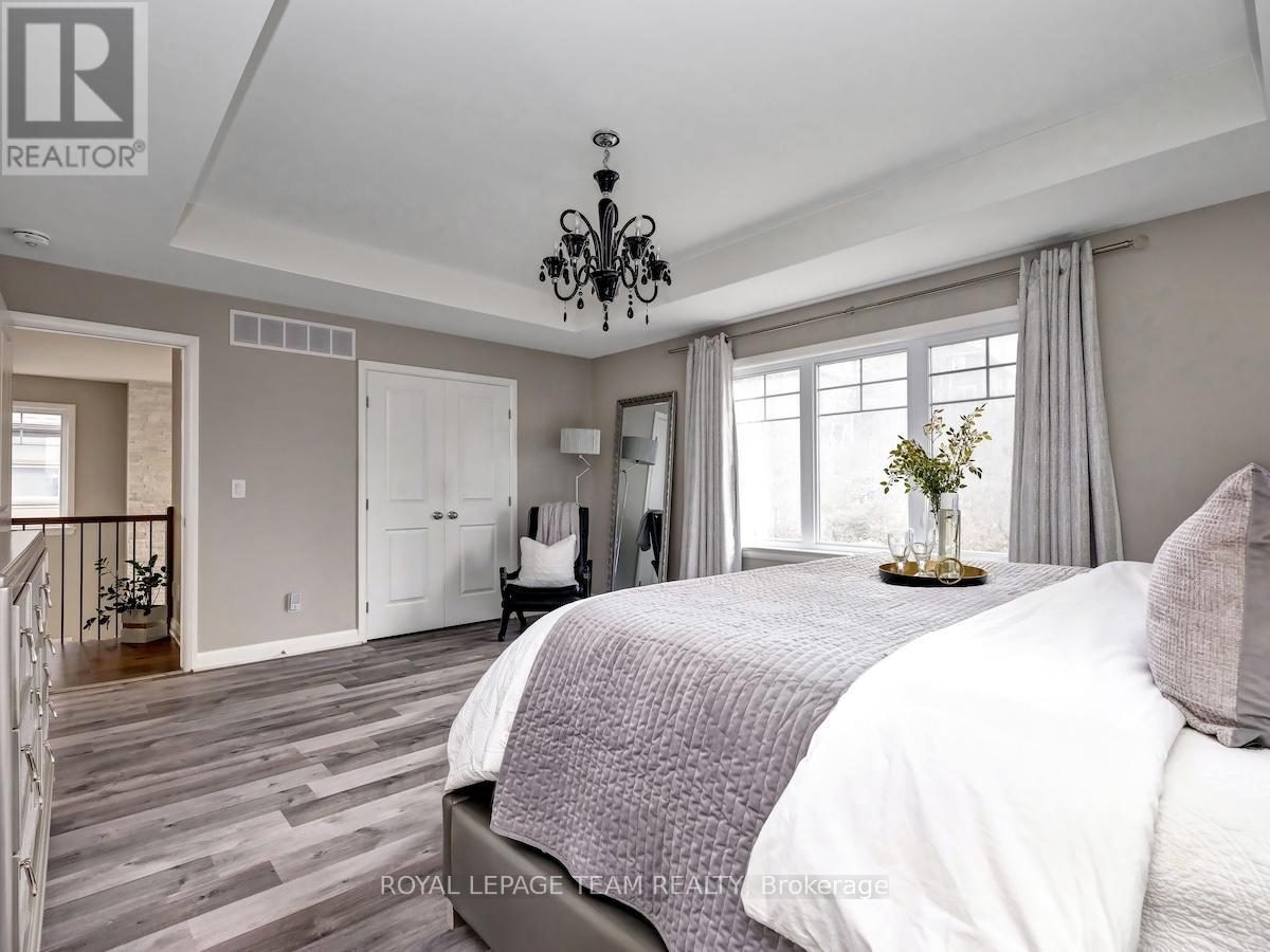 240 Escarpment Crescent, Ottawa, Ontario  K2T 0L6 - Photo 28 - X12167193