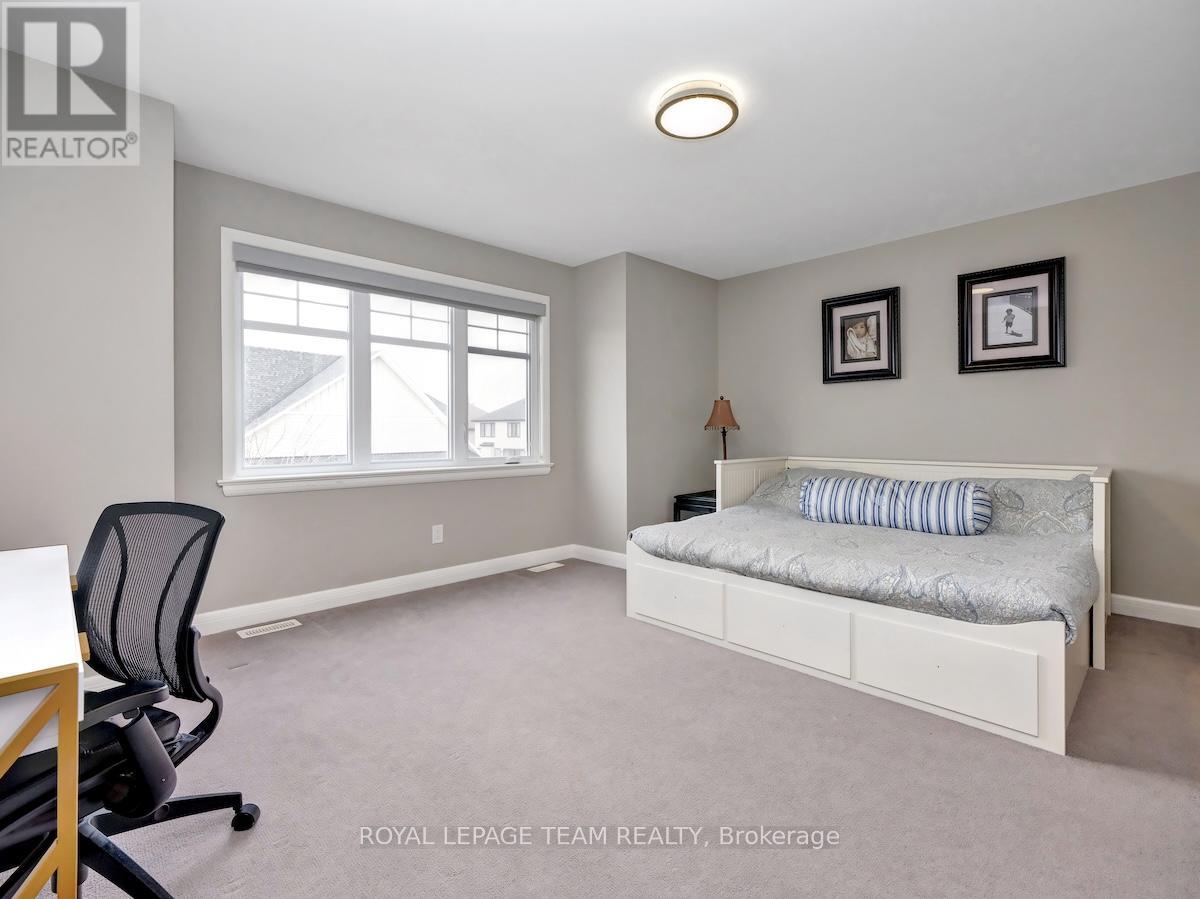 240 Escarpment Crescent, Ottawa, Ontario  K2T 0L6 - Photo 34 - X12167193