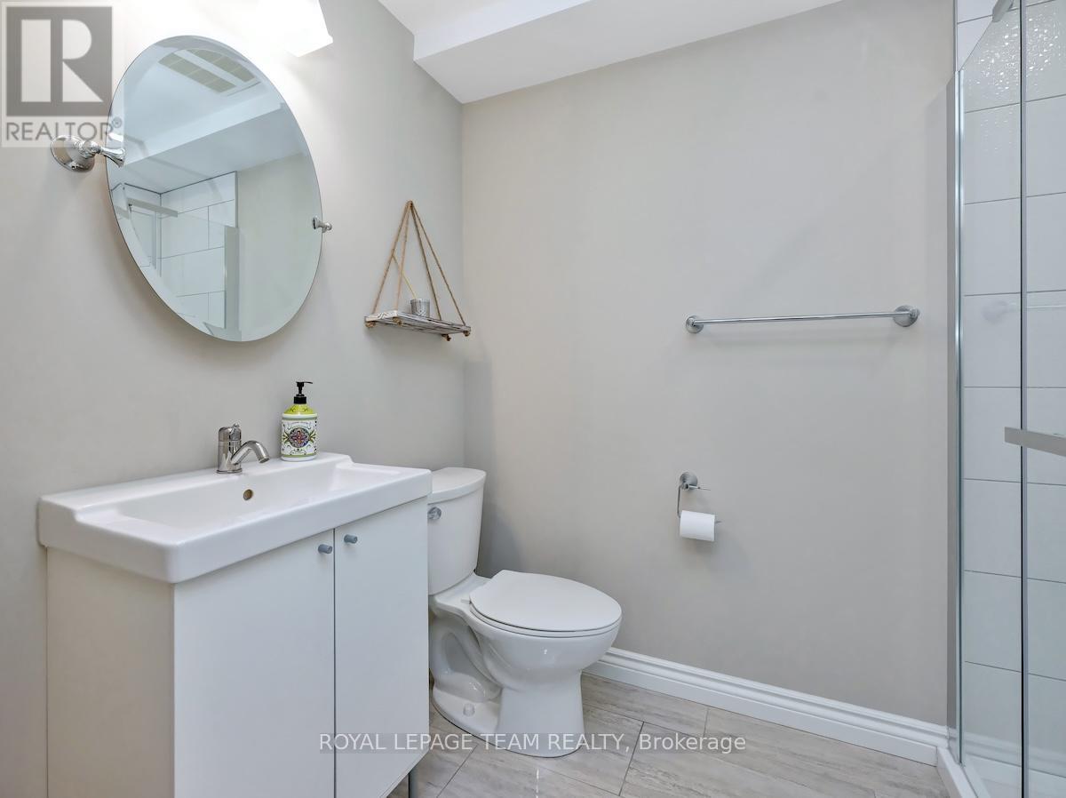240 Escarpment Crescent, Ottawa, Ontario  K2T 0L6 - Photo 46 - X12167193