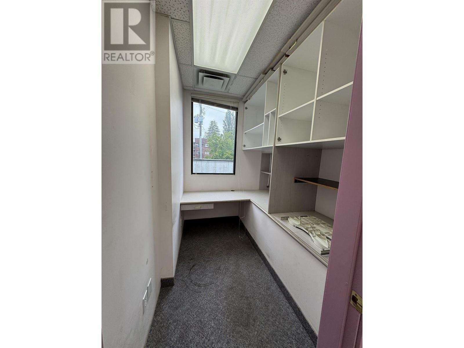 201 1015 Austin Avenue, Coquitlam, British Columbia  V3K 3N9 - Photo 4 - C8069246