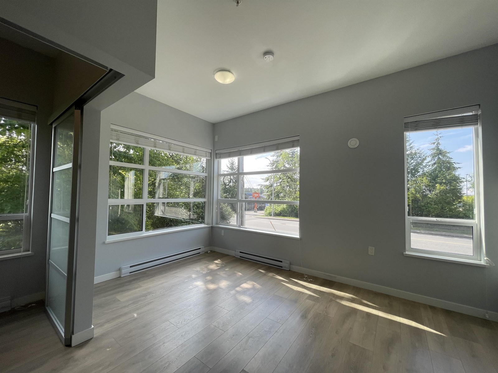 20211 66 Avenue, Langley, British Columbia  V2Y 0L4 - Photo 3 - R3006051
