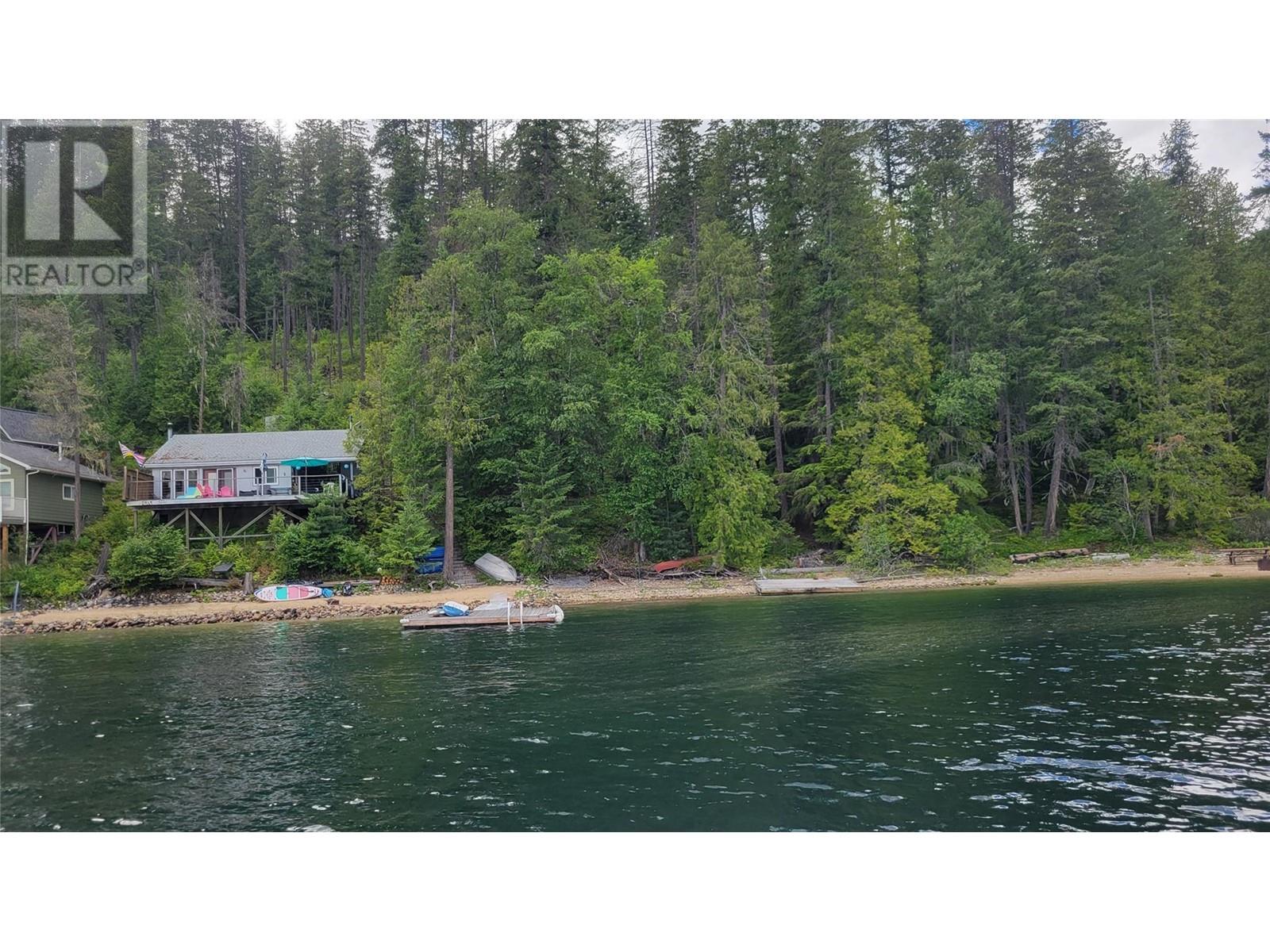 4212 BOAT ACCESS WEST Road, Christina Lake, BC V0H1E0