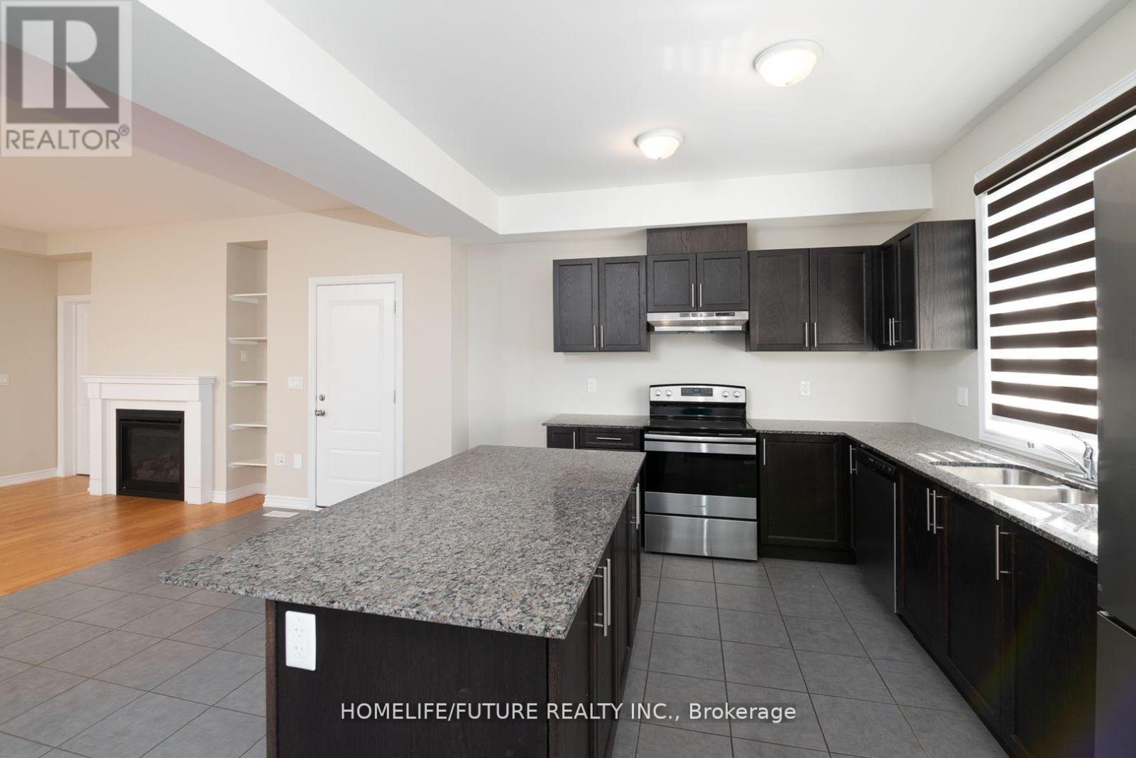 21 Monarch Road, Quinte West, Ontario  K0K 1L0 - Photo 2 - X12165533