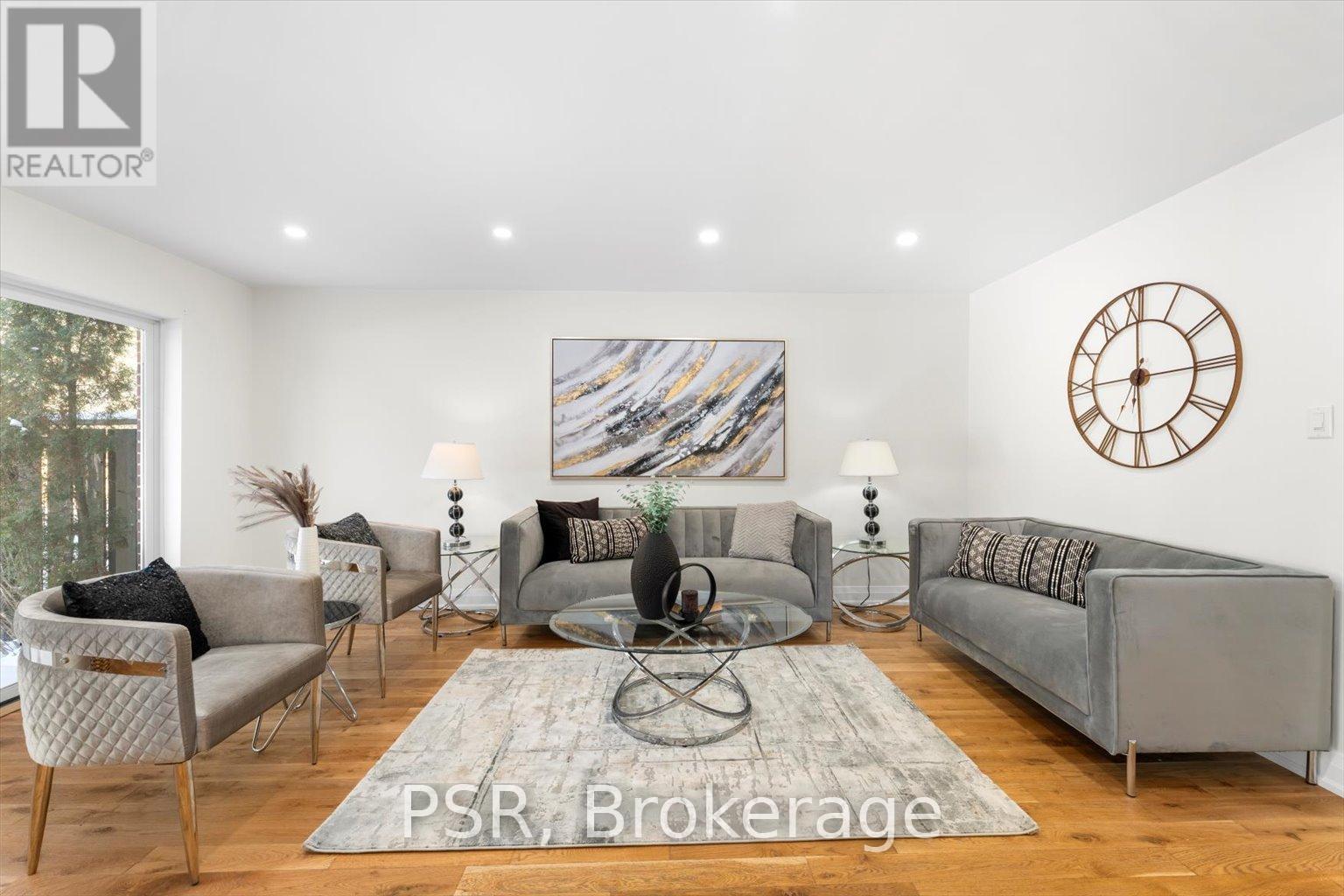 42 Crimson Mill Way, Toronto, Ontario  M2L 1T6 - Photo 12 - C12167097