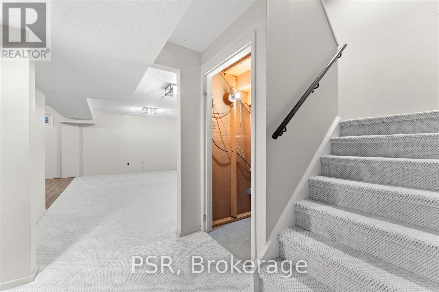 42 Crimson Mill Way, Toronto, Ontario  M2L 1T6 - Photo 35 - C12167097