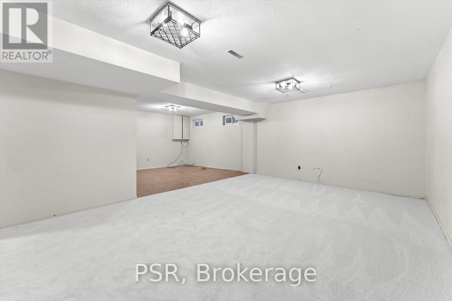 42 Crimson Mill Way, Toronto, Ontario  M2L 1T6 - Photo 37 - C12167097
