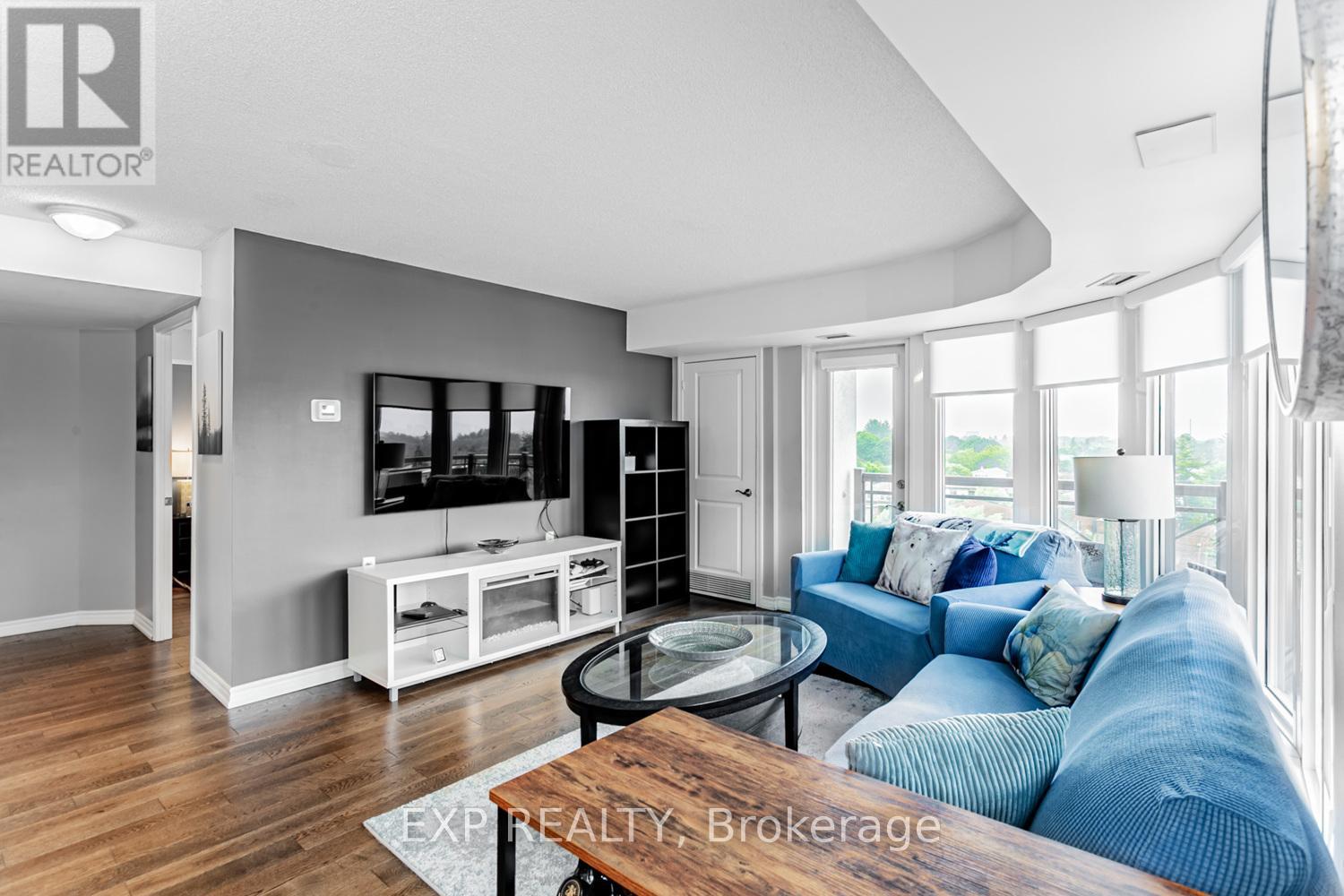 603 - 872 Sheppard Avenue W, Toronto (Bathurst Manor), Ontario  M3H 5V5 - Photo 2 - C12167205