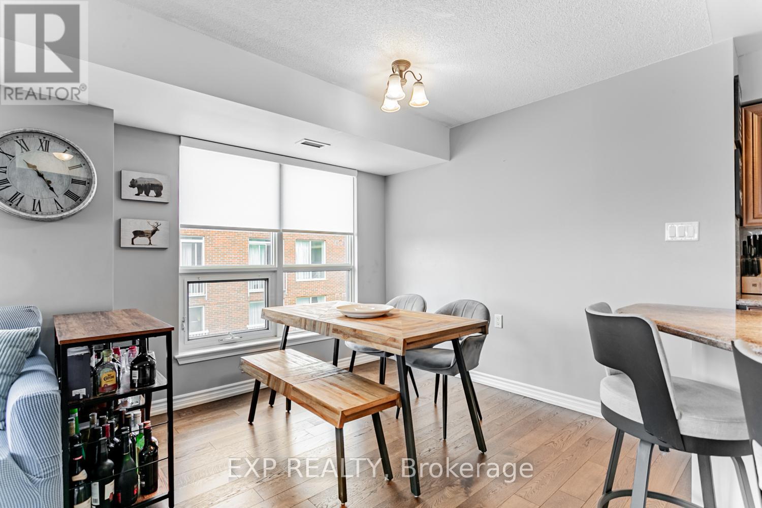 603 - 872 Sheppard Avenue W, Toronto (Bathurst Manor), Ontario  M3H 5V5 - Photo 3 - C12167205