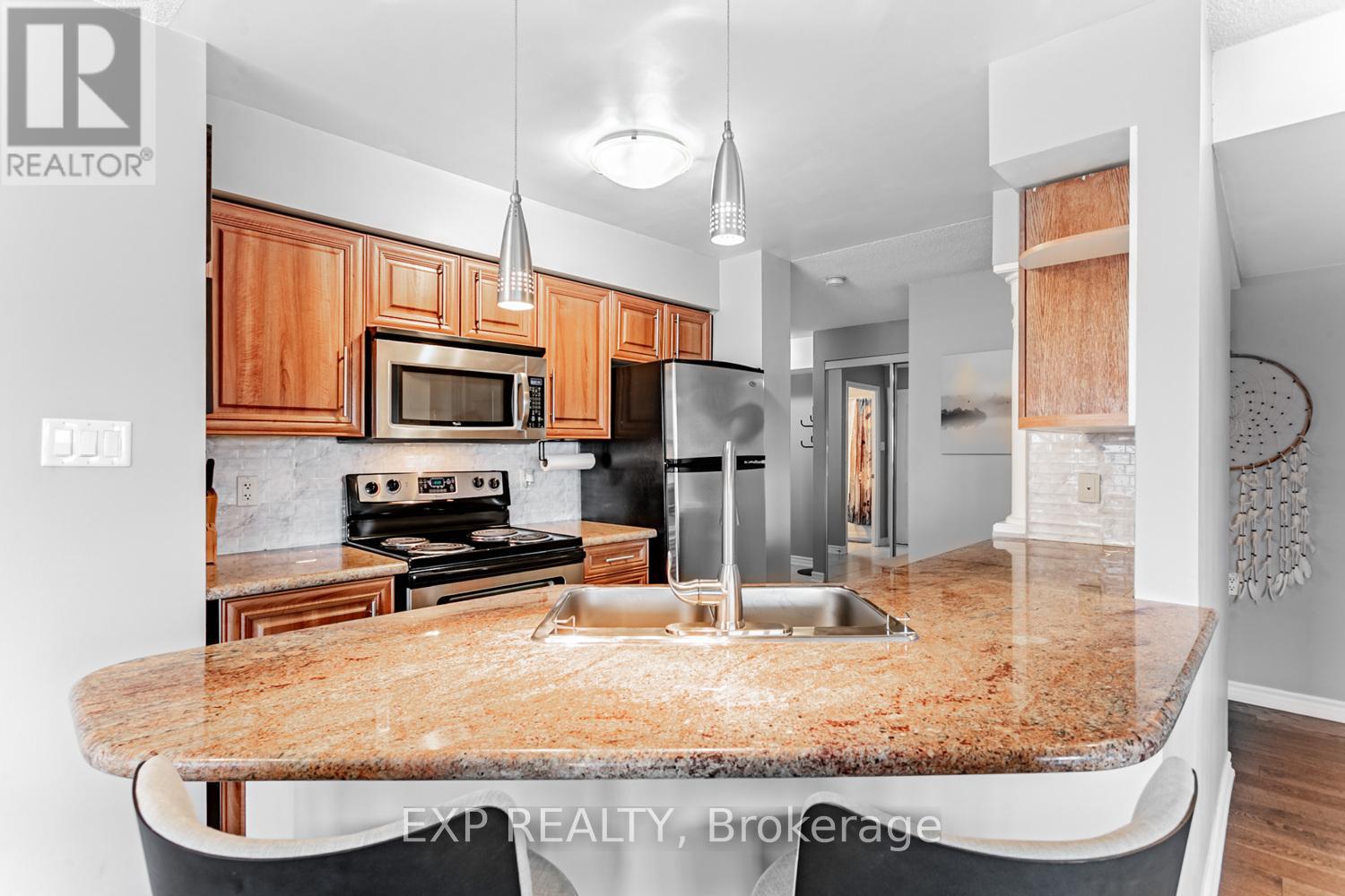 603 - 872 Sheppard Avenue W, Toronto (Bathurst Manor), Ontario  M3H 5V5 - Photo 6 - C12167205