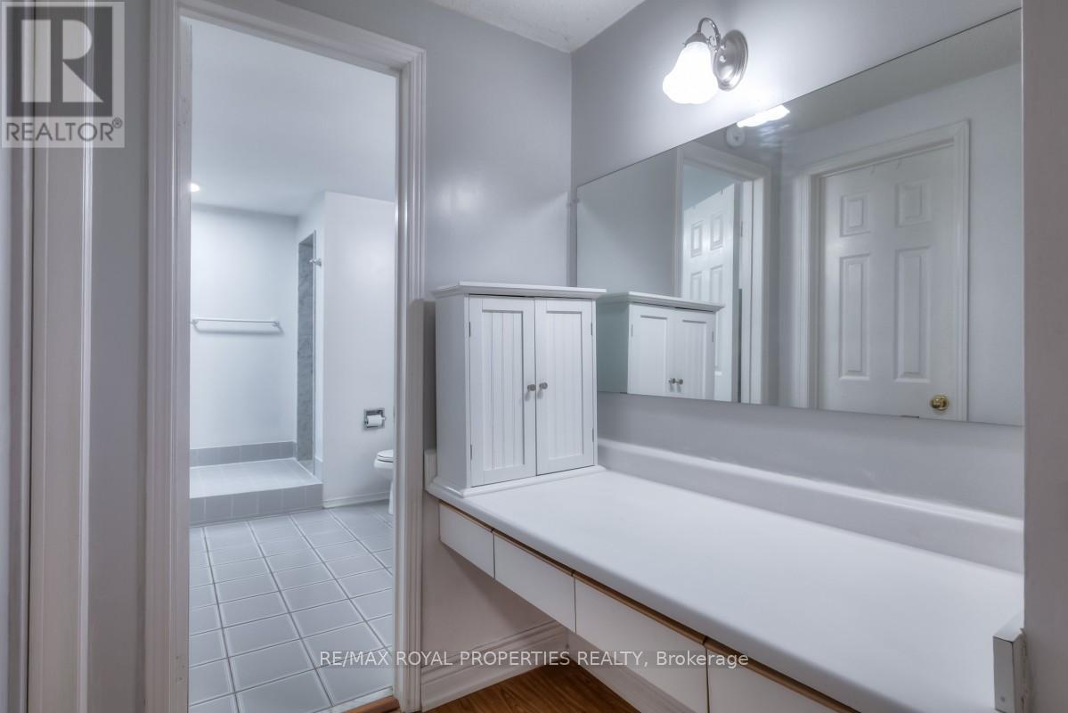 54 Bluenose Crescent, Toronto, Ontario  M1C 4R9 - Photo 34 - E12167123