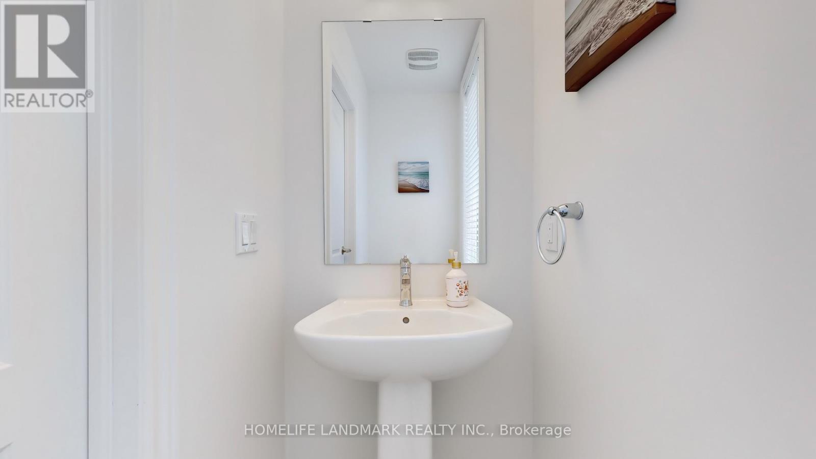 62 Sorbara Way, Whitby, Ontario  L1M 0M4 - Photo 9 - E12167201