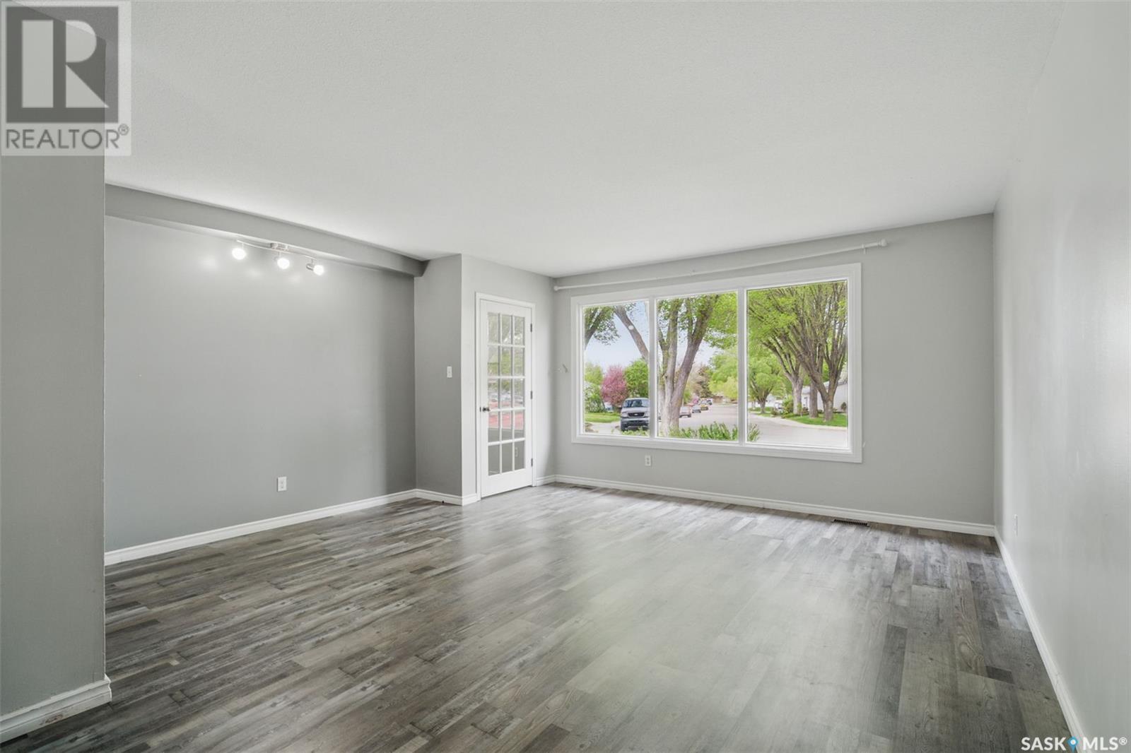 A & B 103 Sparling Crescent, Saskatoon, Saskatchewan  S7H 3M1 - Photo 30 - SK006829