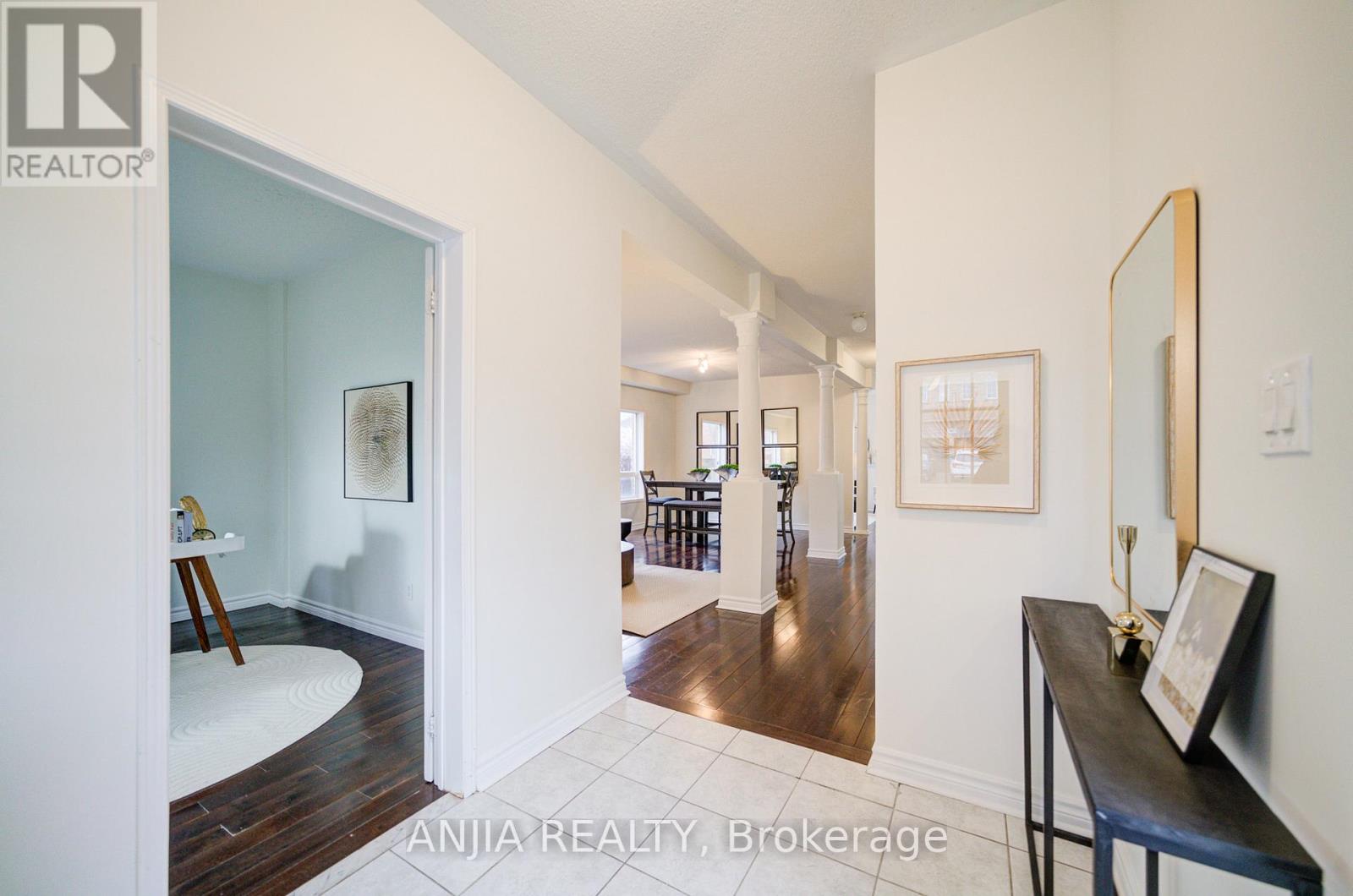 91 Crawford Street, Markham, Ontario  L6C 2W3 - Photo 4 - N12167091