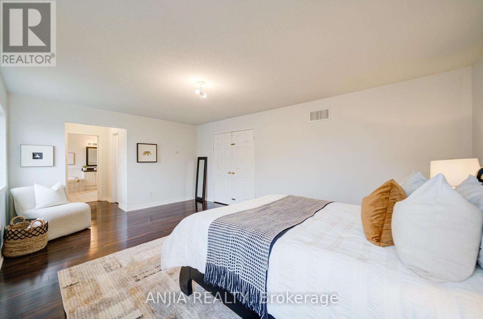 91 Crawford Street, Markham, Ontario  L6C 2W3 - Photo 40 - N12167091
