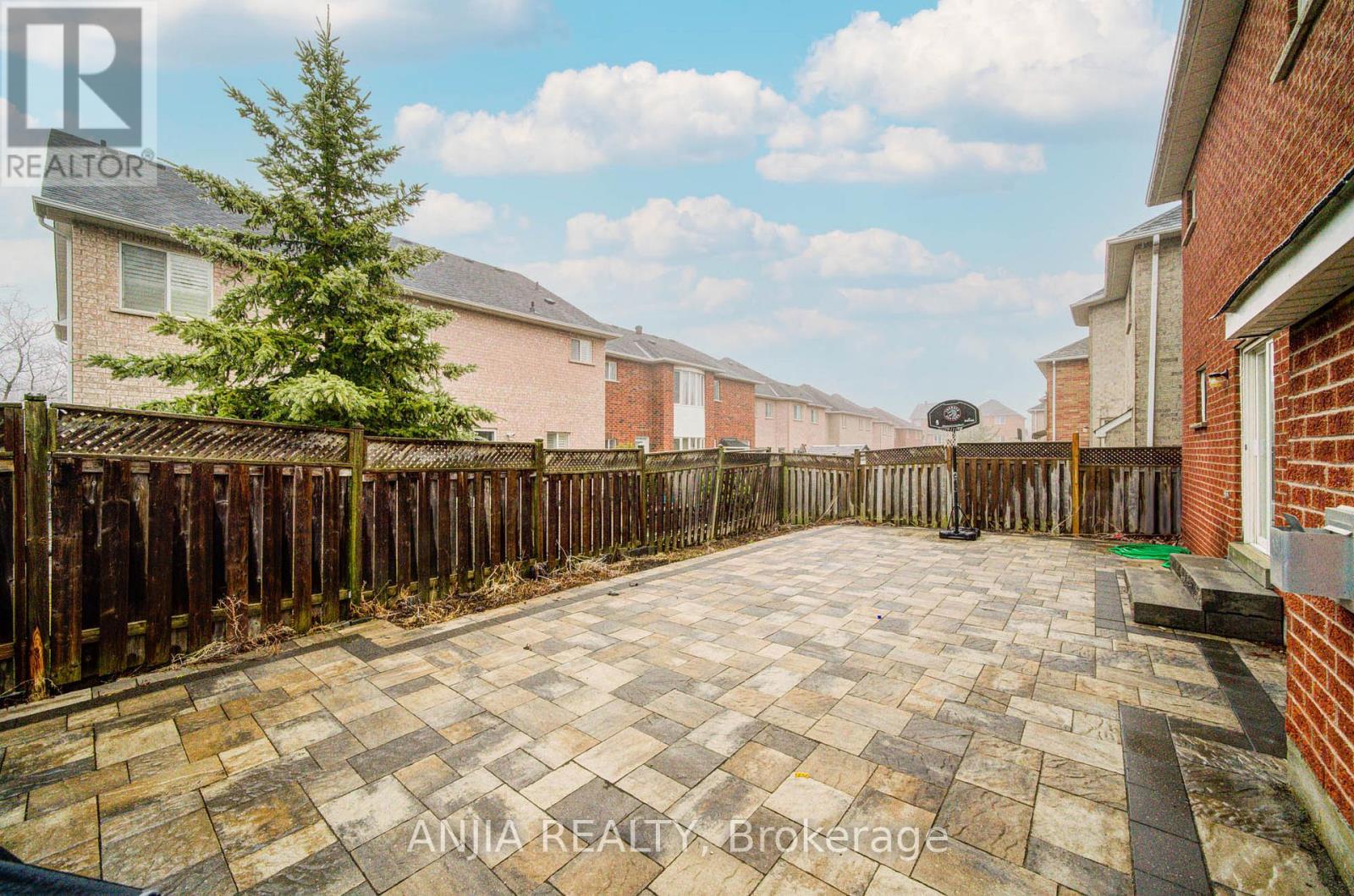 91 Crawford Street, Markham, Ontario  L6C 2W3 - Photo 48 - N12167091