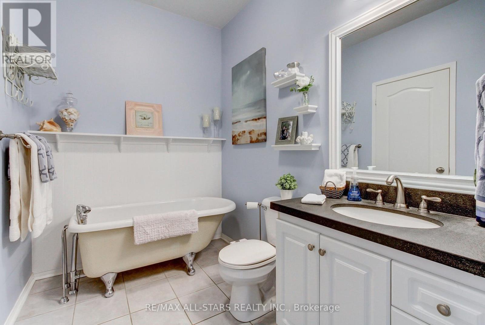 1903 Metro Road N, Georgina, Ontario  L0E 1L0 - Photo 18 - N12167200
