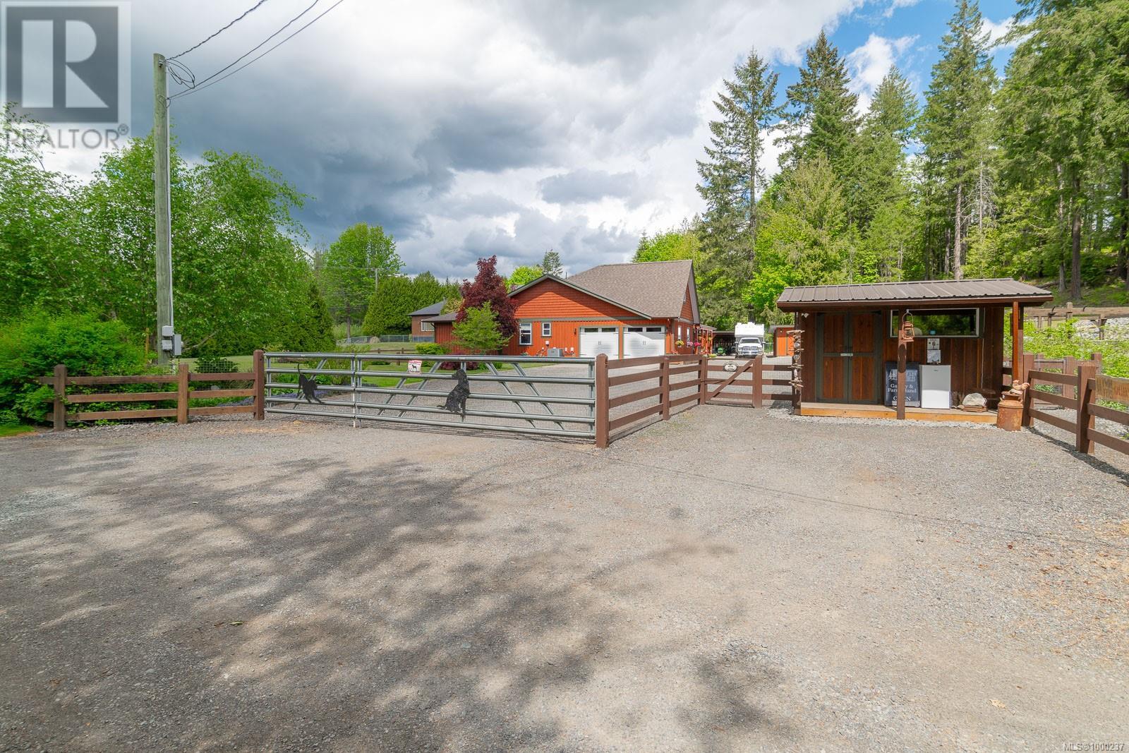 Property at 4426 Cowichan Lake Rd image 2