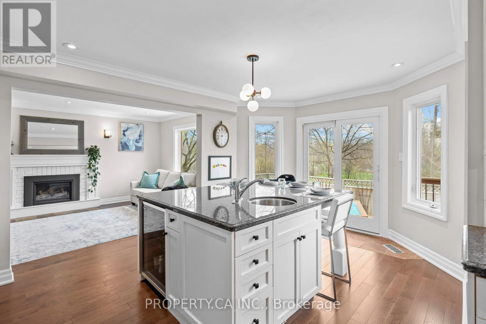 119 Triller Place, Oakville, Ontario  L6L 6J3 - Photo 18 - W12151413
