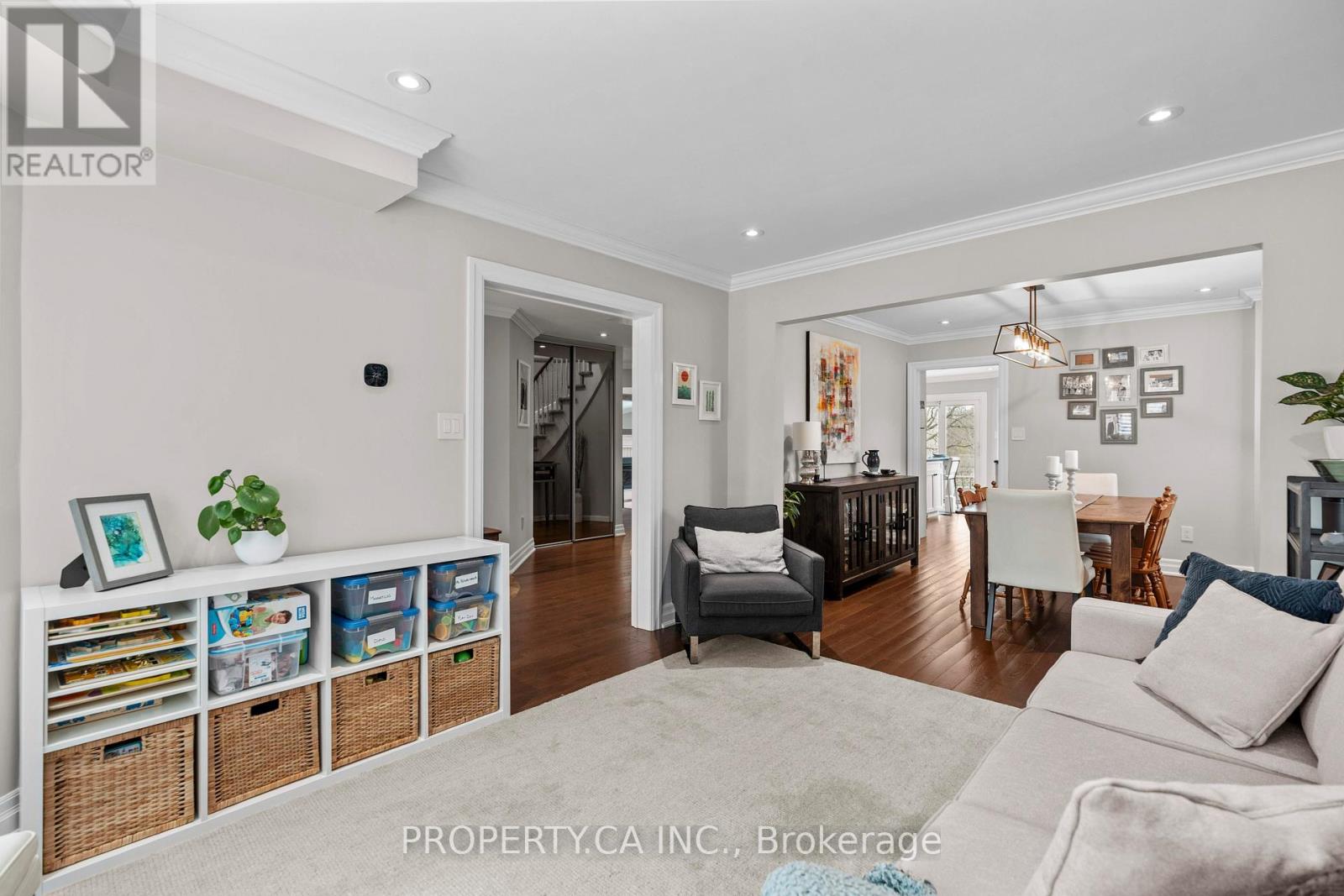 119 Triller Place, Oakville, Ontario  L6L 6J3 - Photo 7 - W12151413