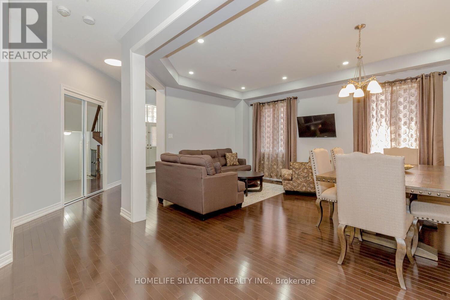 122 Squire Ellis Drive, Brampton, Ontario  L6P 4J4 - Photo 12 - W12167161