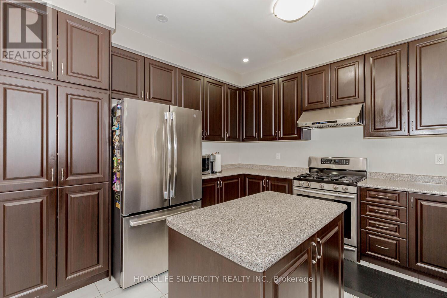 122 Squire Ellis Drive, Brampton, Ontario  L6P 4J4 - Photo 22 - W12167161