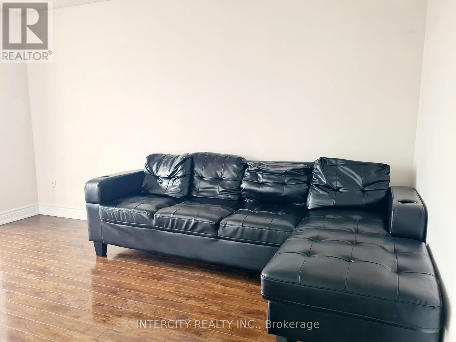 1105 - 3077 Weston Road, Toronto, Ontario  M9M 3A1 - Photo 3 - W12167165
