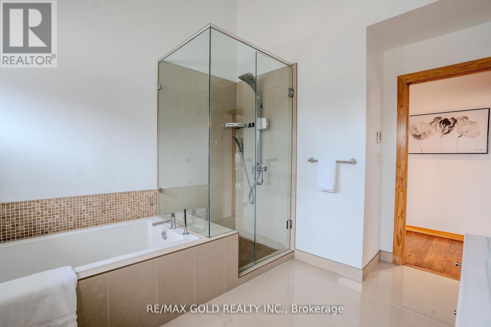 3397 Cawthra Road, Mississauga, Ontario  L5A 2X8 - Photo 17 - W12167178