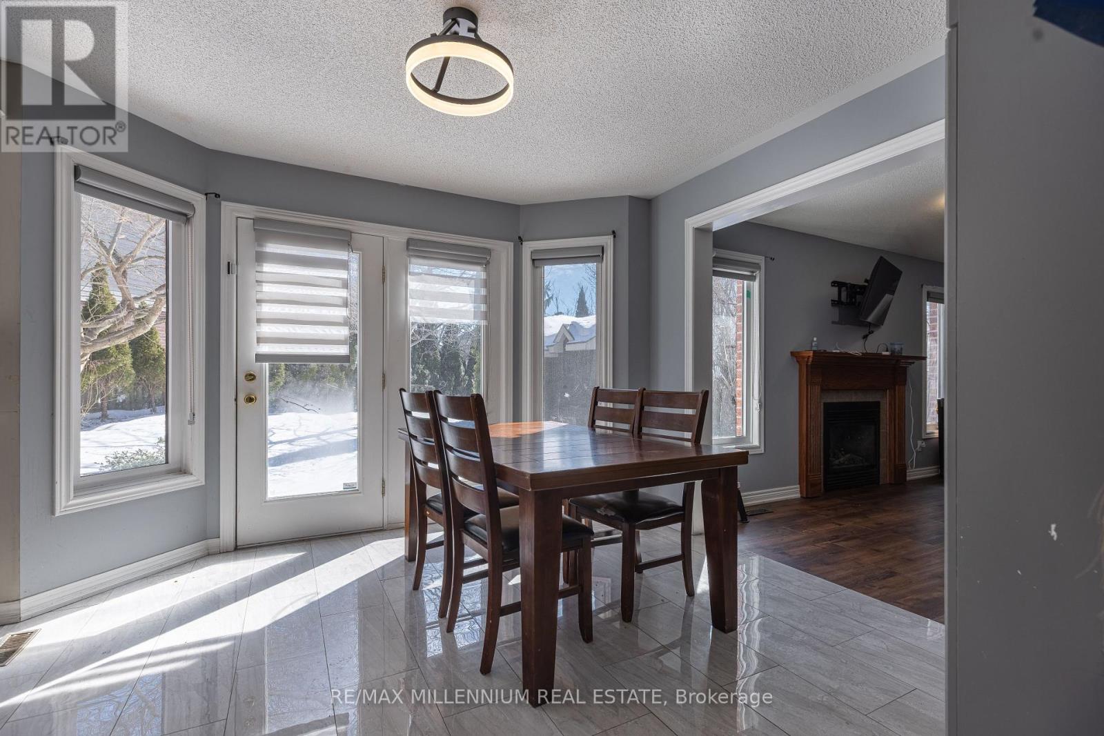 98 Greyrock Crescent, London East, Ontario  N5Y 6L4 - Photo 6 - X12167122